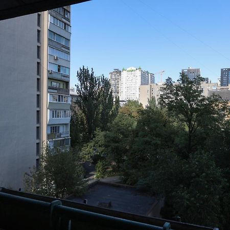 Квартира По Улице Большая Васильковская, 129 Kiev Dış mekan fotoğraf