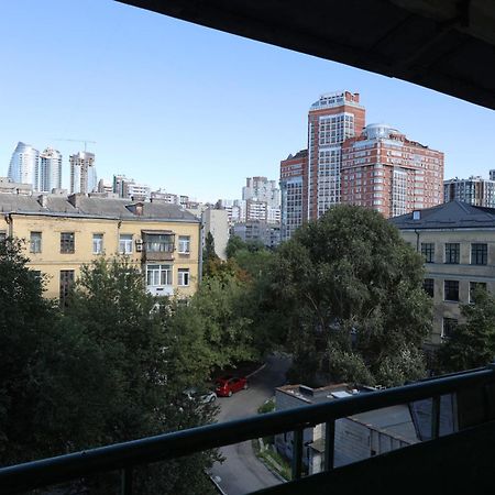 Квартира По Улице Большая Васильковская, 129 Kiev Dış mekan fotoğraf